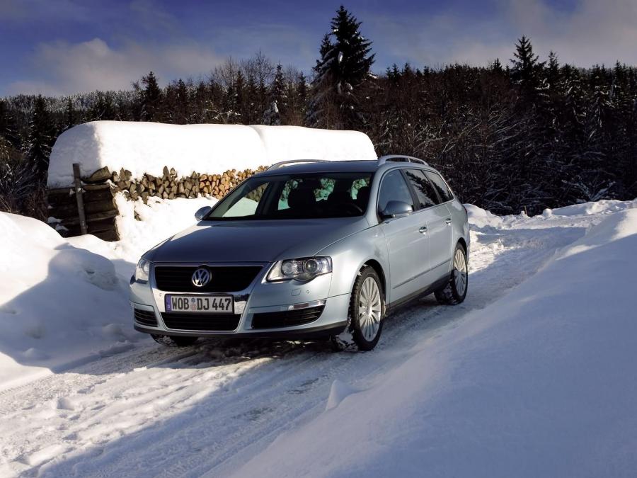  Volkswagen Passat Variant V6 FSI 4Motion 2006 года  (фото 17 из 53)